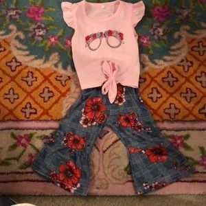 Baby girl Ruffle sleeve top bellbottom pants